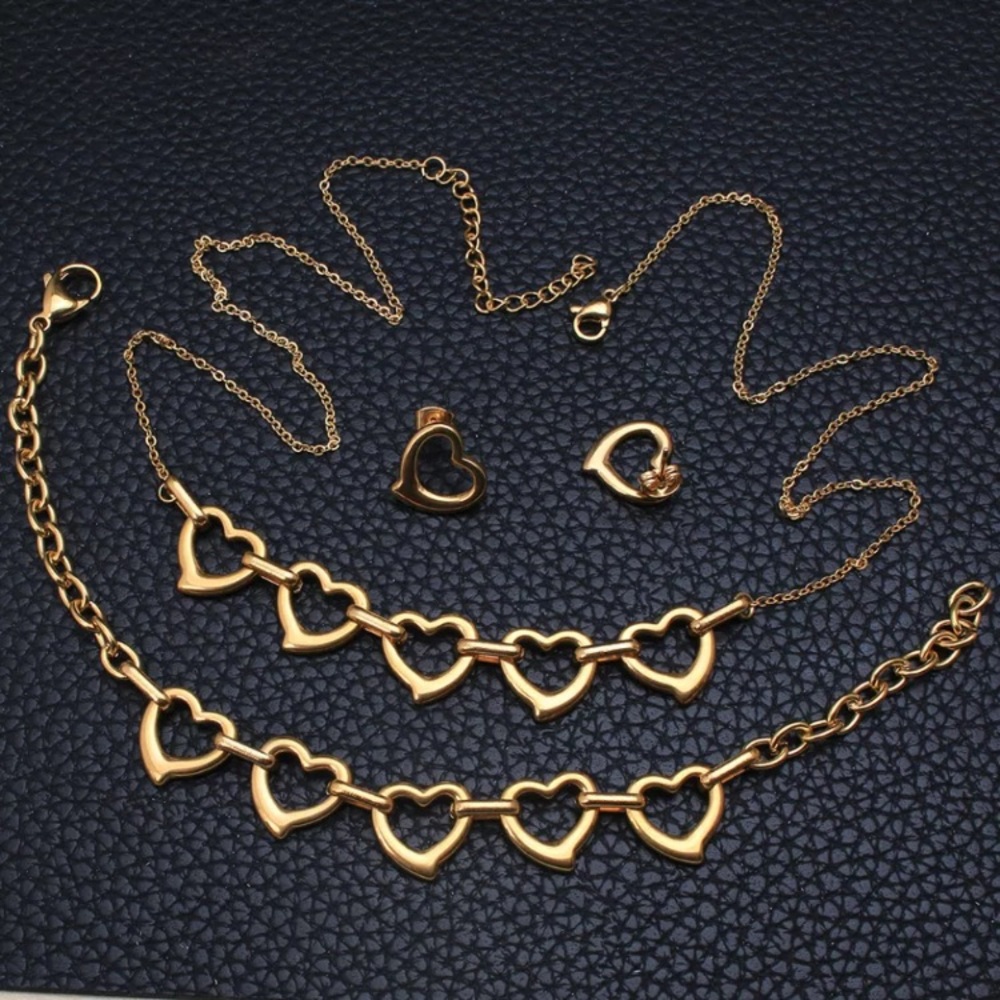 ๐ Stainless Steel Gold Plated Heart Pendant Set Earrings Necklace Bracelet - Picture 3 of 4